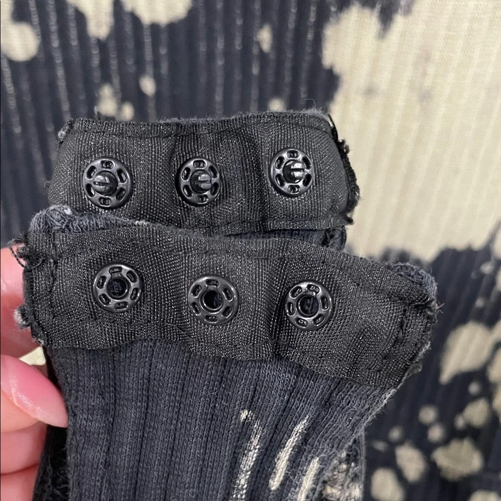 Missguided Black and Cream Spotted Top - Picture 4 of 7